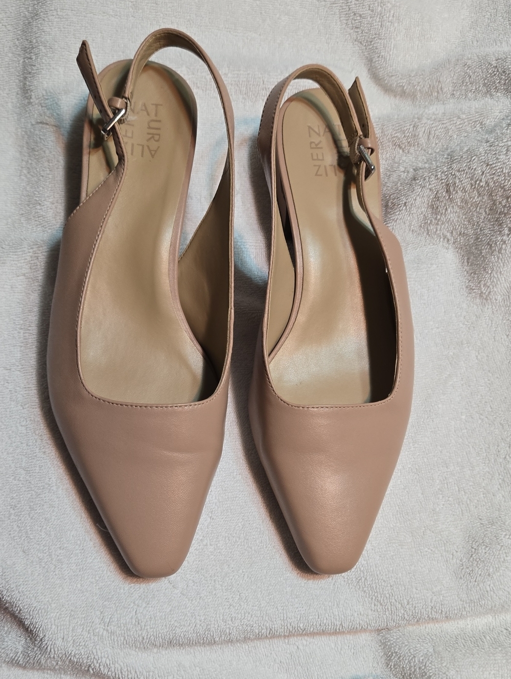 Naturalizer Nude/Taupe Pointed Slingback Leather Flats